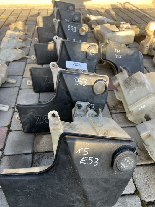 Бачок омивача BMW насоси трубки