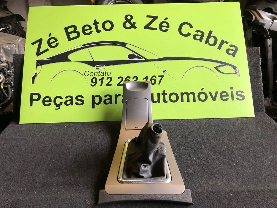 PEUGEOT 407 PLASTICO CONSOLA PORTA COPOS - Z375