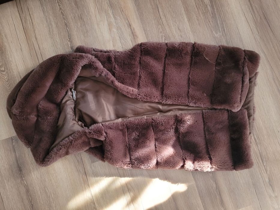 Bezrękawnik brązowy puszek