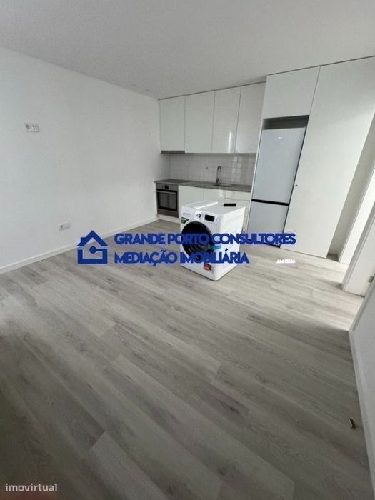 T2 Duplex  Matosinhos Sul - junto Av. Serpa Pinto