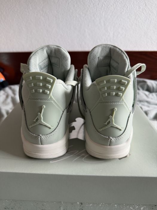 Air Jordan 4 “Seafoam” - 37,5
