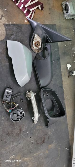 Peças Espelho Esq. F31