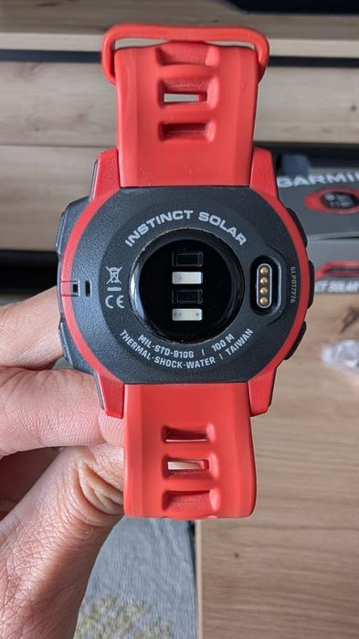 Zegarek Garmin Instinct Solar Red