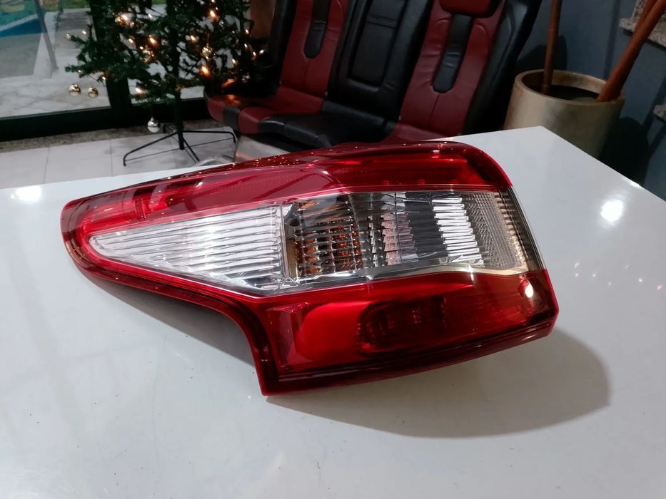 FAROLIM ESQUERDO PAINEL NISSAN QASHQAI J11 / 265554EA0A