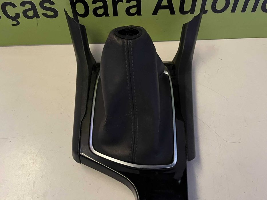 Peugeot 308 II - Consola Plastico Fole Punho Mudanças - Z554