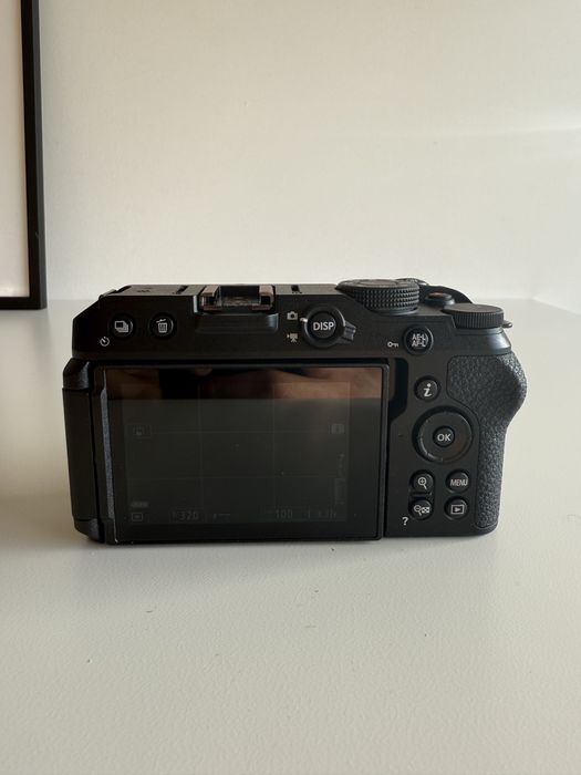 Nikon Z30 + Lente 16-50mm – Estado Impecável! Kit Completo!