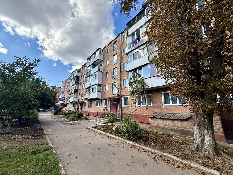Продам 3-кімн квартиру Студентська