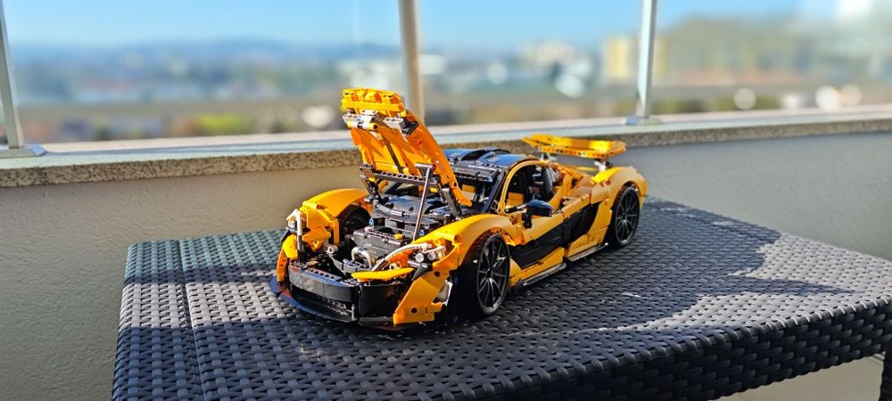 McLaren P1 technic 42172 de 3893 peças