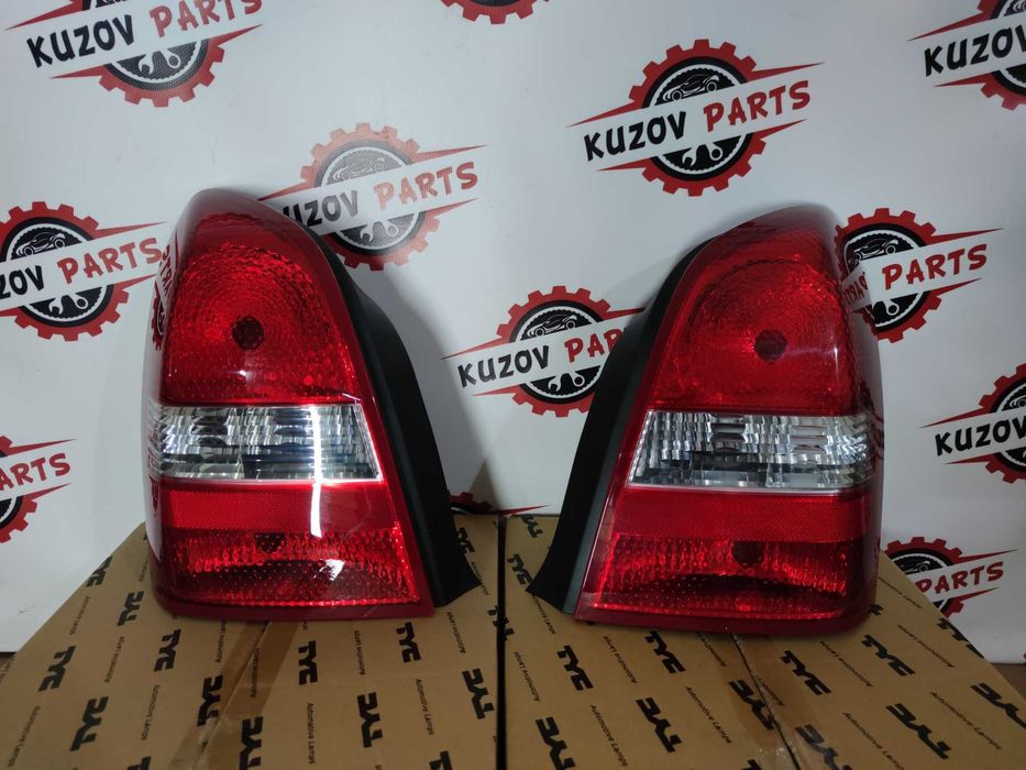 Ліхтар задній Nissan Primera седан 2001-2007