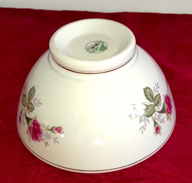 Bambi- miseczka porcelanowa -PRL i miseczka porcelanowa róże