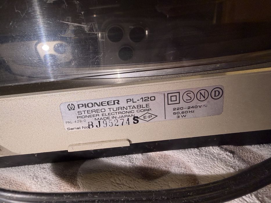 Gira-Discos Pioneer PL-120