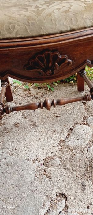 5 cadeiras vintage com mais de 100 anos a precisar de restauro