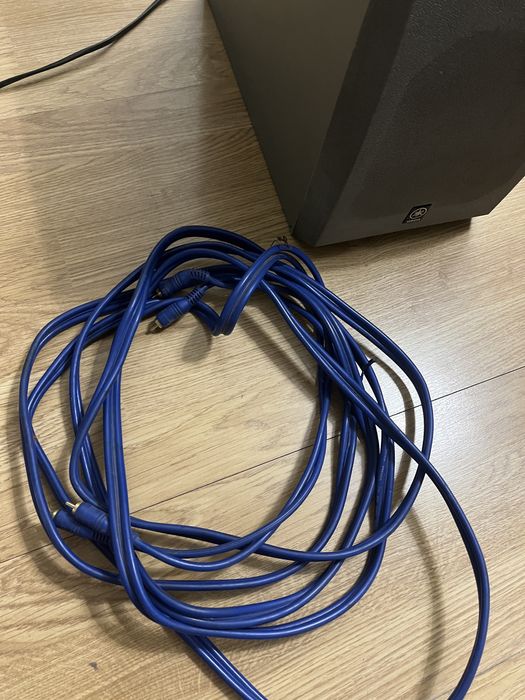 Yamaha sw-p130 subwoofer system