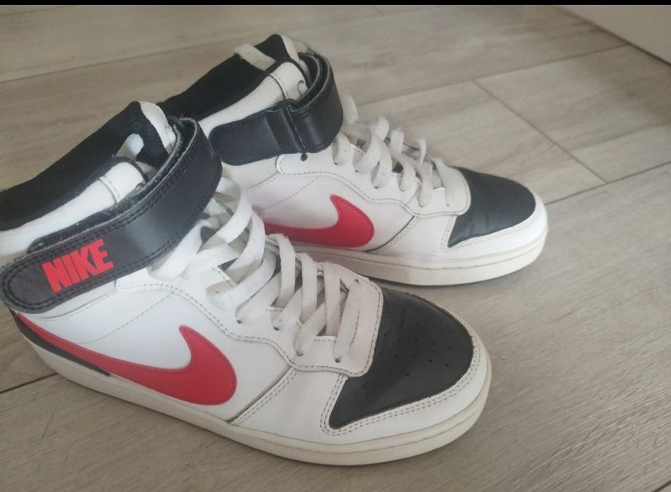Buty chłopięce Nike 38