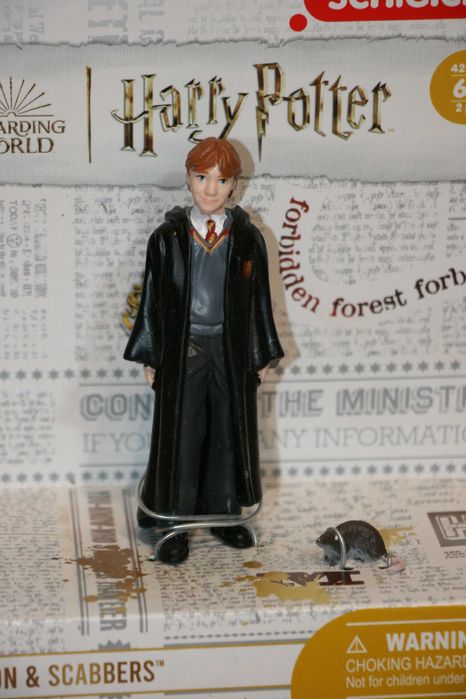 Figura Ron - Harry Potter Schleich NOVO