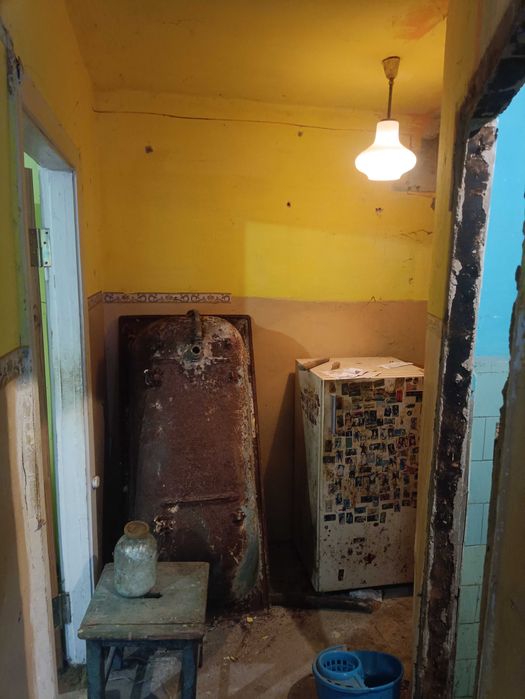 ОДНОКІМНАТНА квартира 31.5 кв.м. на 1 поверсі на стадії ремонту