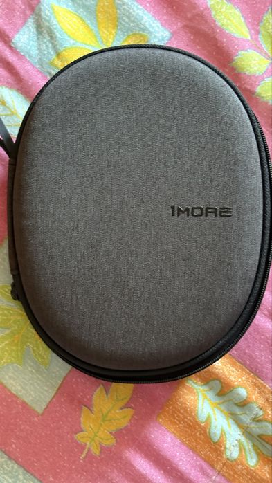 Auscultadores com cancelamento de ruido