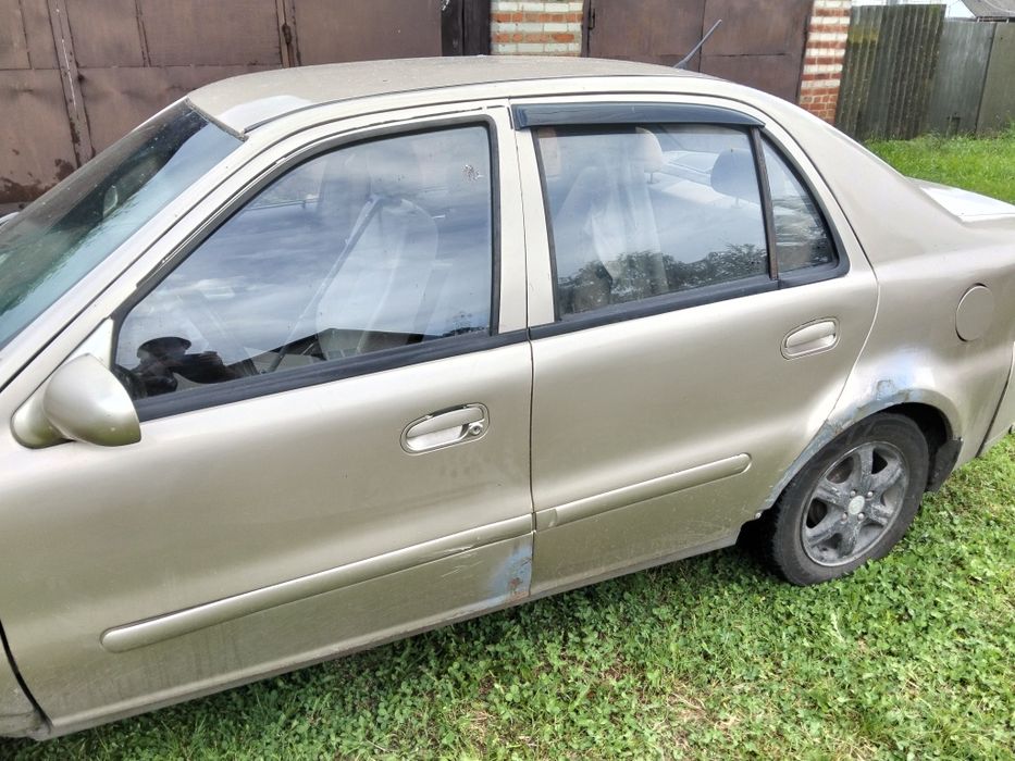 Продам поварену Geely CK