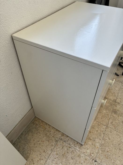 Comoda de infantil Godishus Ikea