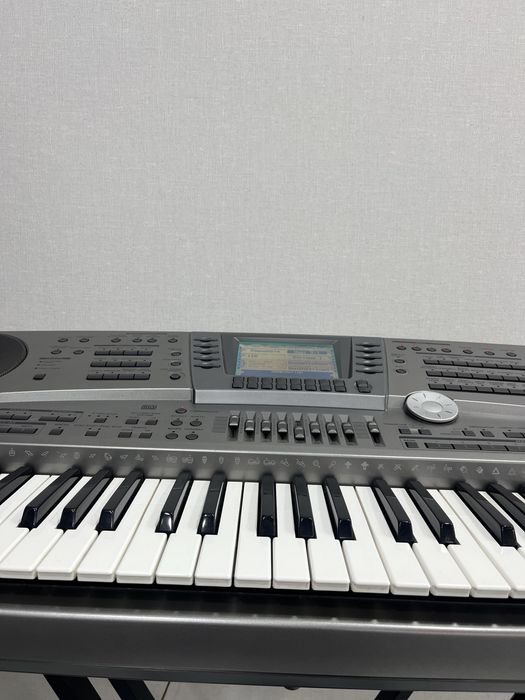 Синтезатор Casio MZ-2000  / Автоаккомпанемен / Оркестратор