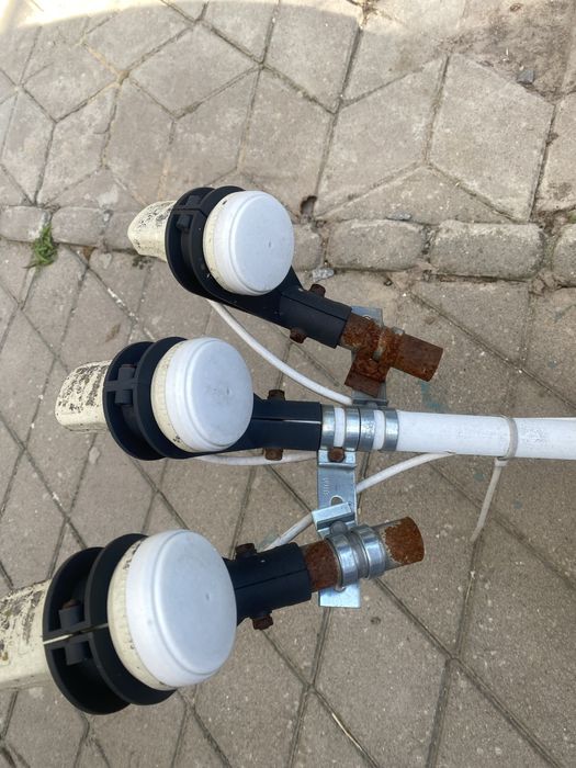 Супутникова антена