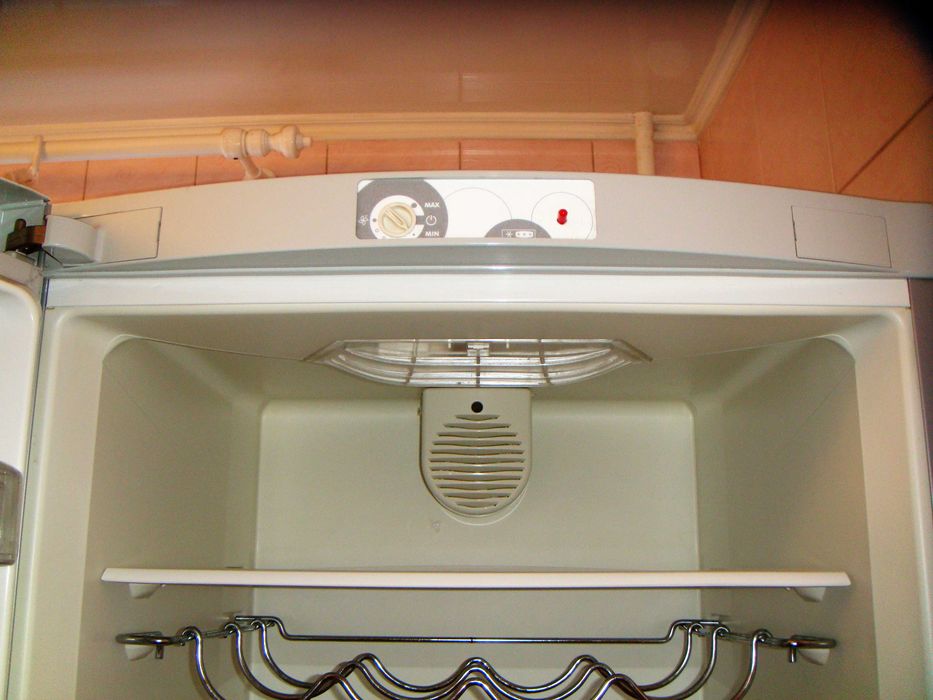 Холодильник Gorenje двухкамерний,большой,б.у.