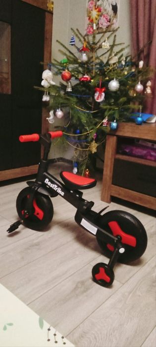 Продам велосипед з батьківською ручкою.