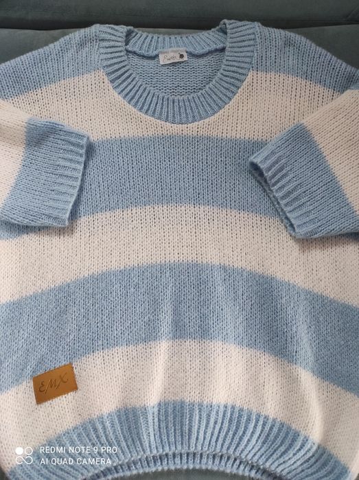 Sweterek damski butik