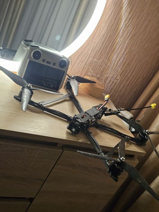 Mavic 3 та FPV дрон
