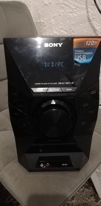 Музичний центр, Продам