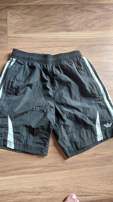 Spodenki, shorty adidas 150 cm