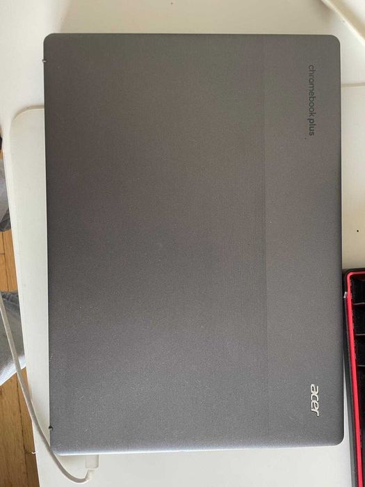 Acer Chromebook Plus c/Ecrã Partido (Funciona 100% em Monitor Externo)