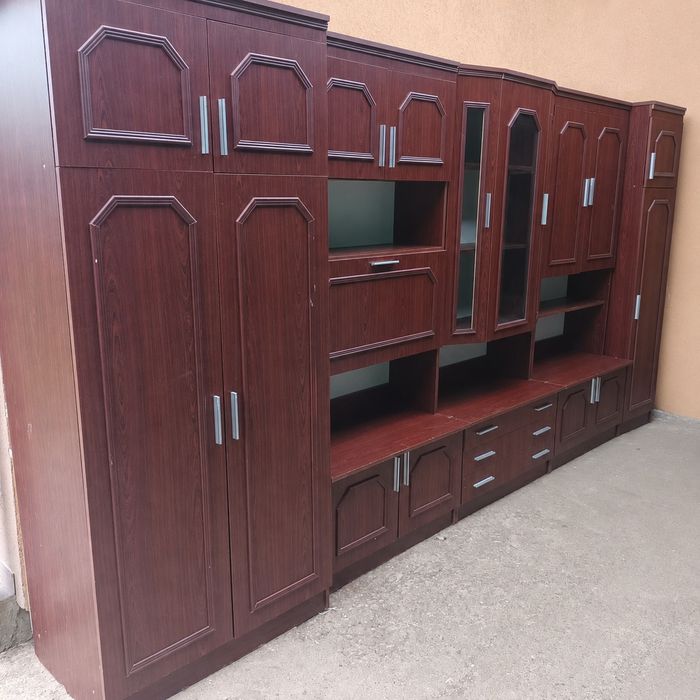 Продам меблеву стінку