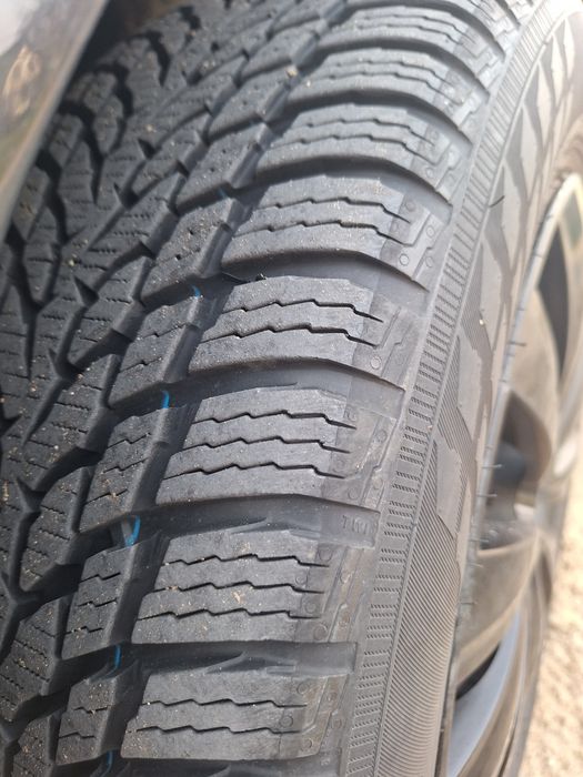 Felgi 15 audi plus opony zimowe i kołpaki.