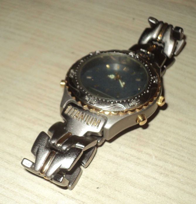 Nowy nieużywany męski zegarek Philip Persio Titanium