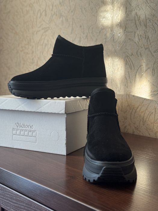 Теплые угги замшевые ботинки ugg зимние