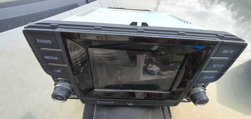 Aktualne VW Polo Radio dotyk MIB 2 jak Nowe folia