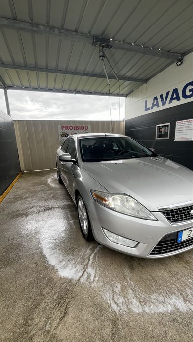 Ford Mondeo Titanium  — Muito material novo —