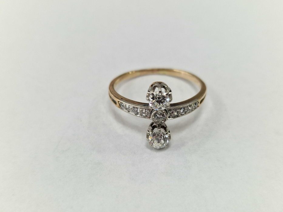 Złoty pierścionek/ 585/ 2.75g/ R18/ 3x DIA stary szlif/ 0.72 CT/ XX wi