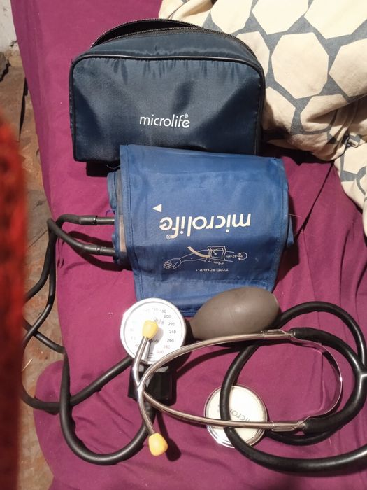 Продам тонометр  в робочем состояние