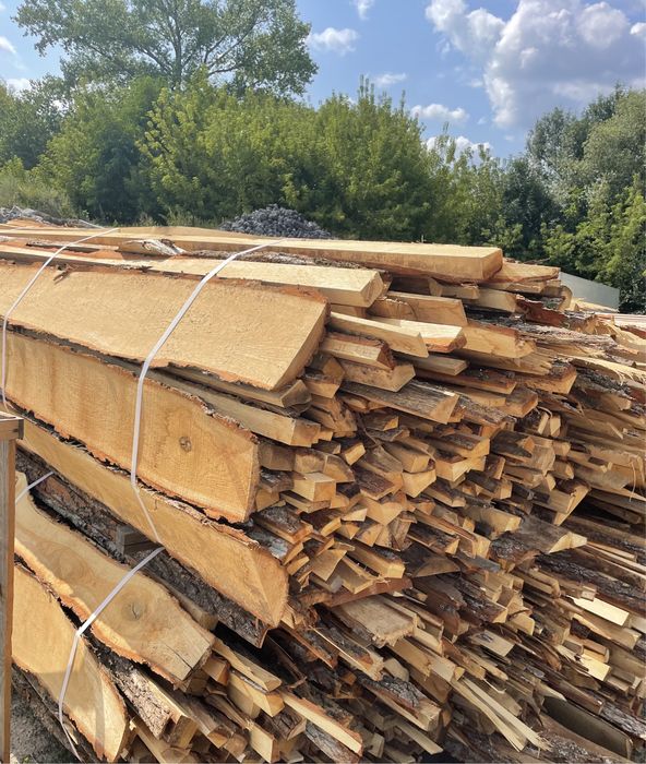 wiązka wiązki drewno drzewo opałowe twarde dąb dębowe zrzyny ścinki