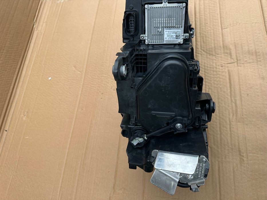 Фара Passat (B9) Full led