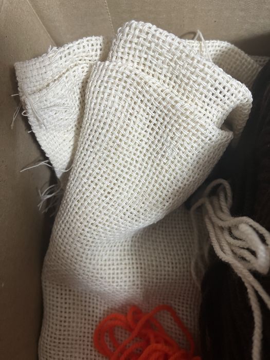 Брекерна тканина. Пряжа.