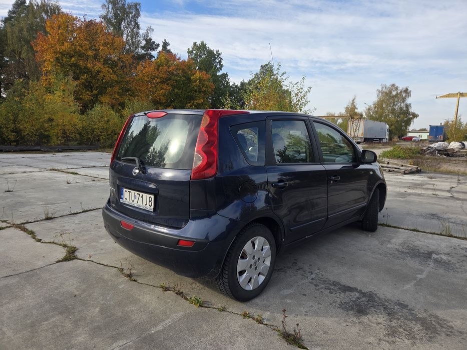 Nissan note 1.6 benzyna