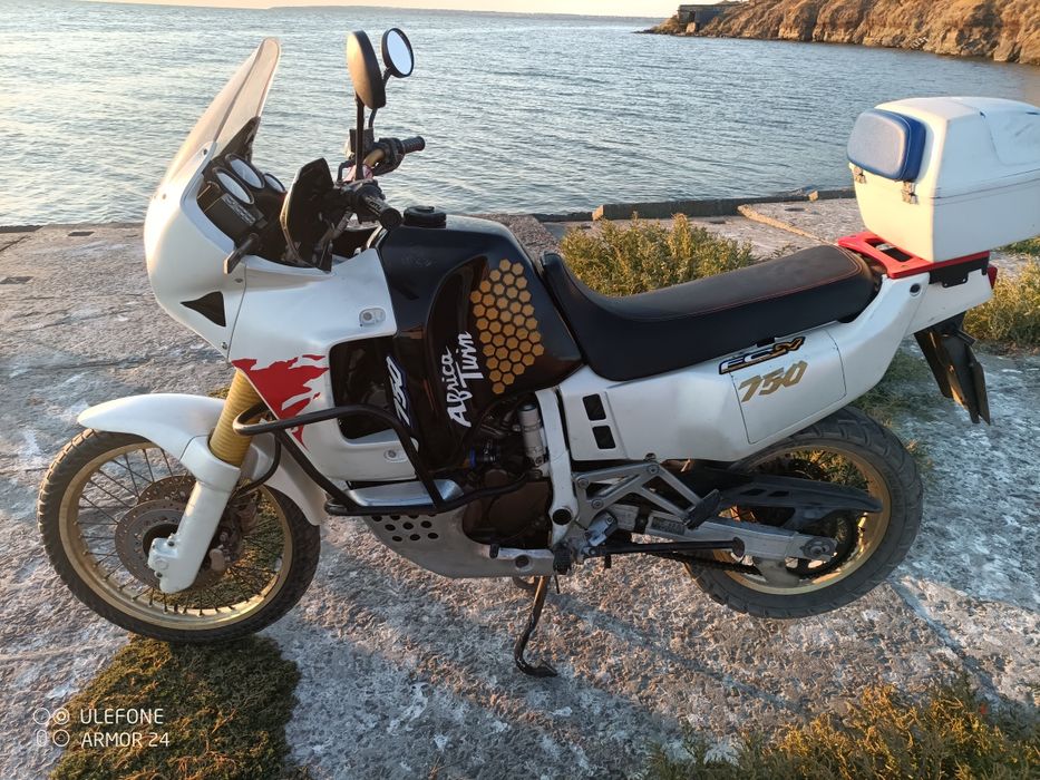 Honda Africa Tvin XRV 750