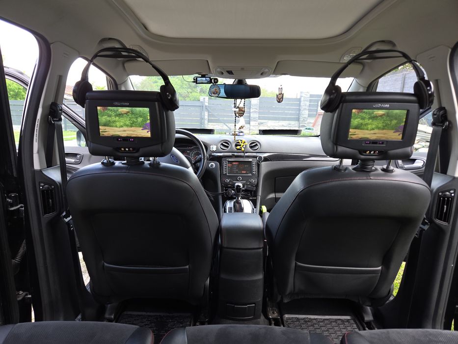 Ford S-Max Titanium