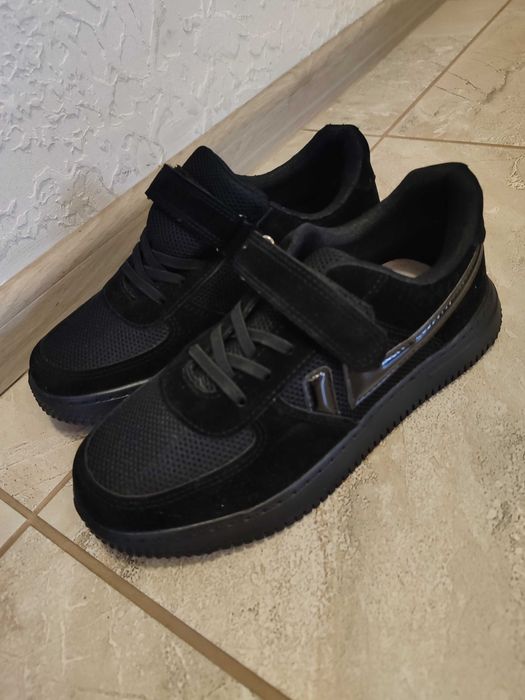 Взуття на хлопчика