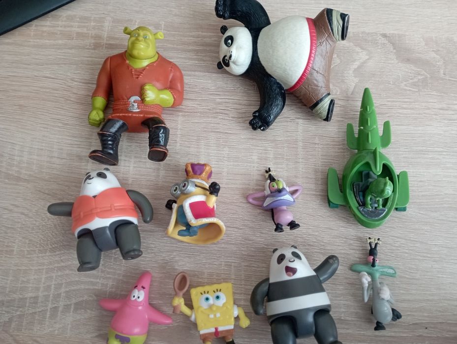 Фигурки из мультфільмів