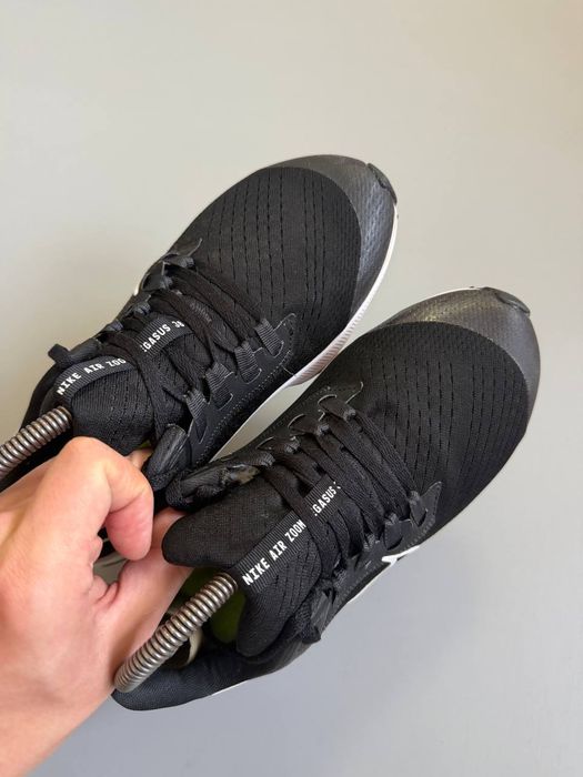 Nike Air Zoom Pegasus 38 38(24см) React
