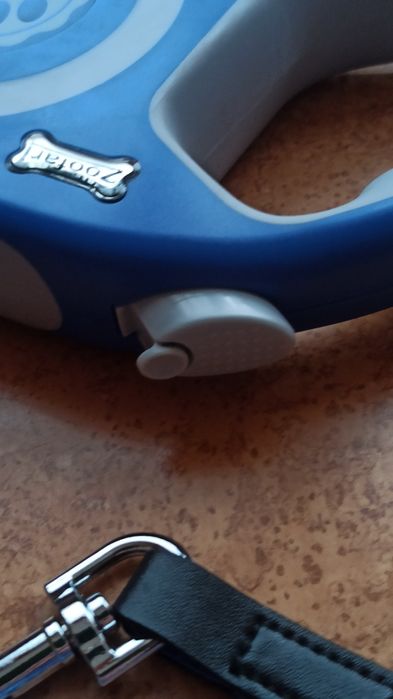 Продам поводок рулетку   от немецкого бренда Zoofari  430гр.